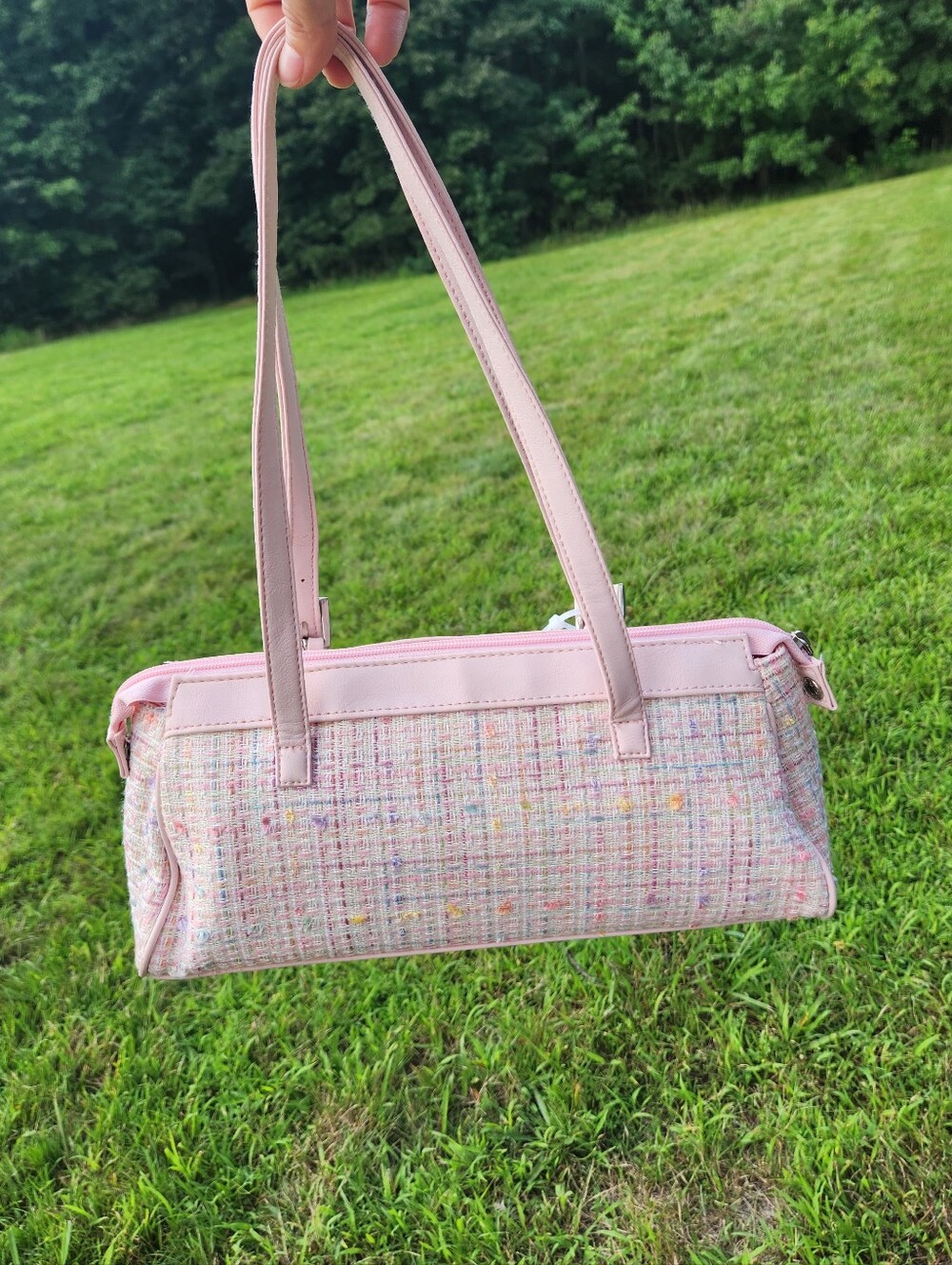 "Cher" Pink Tweed Bauget Shoulder Bag - Picture 2 of 5